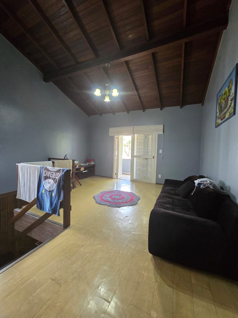 09270aff-c754-49ad-b7d5-f59892699ae9