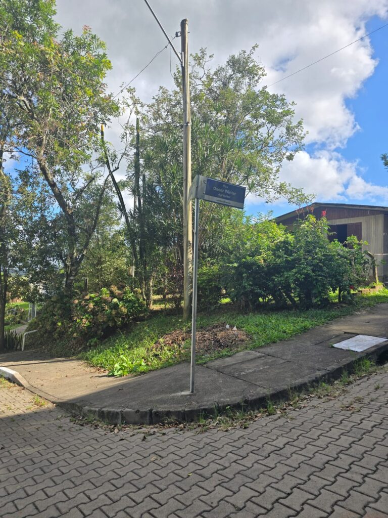 1e86d2f6-5997-4073-8c78-04c397c8eab2