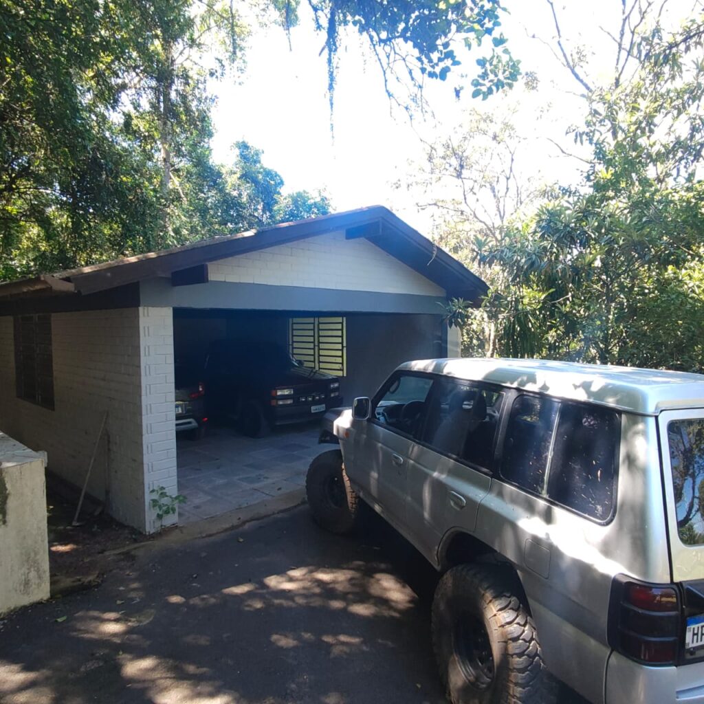 00195ad4-d9f7-4b26-a717-3893526b94c1