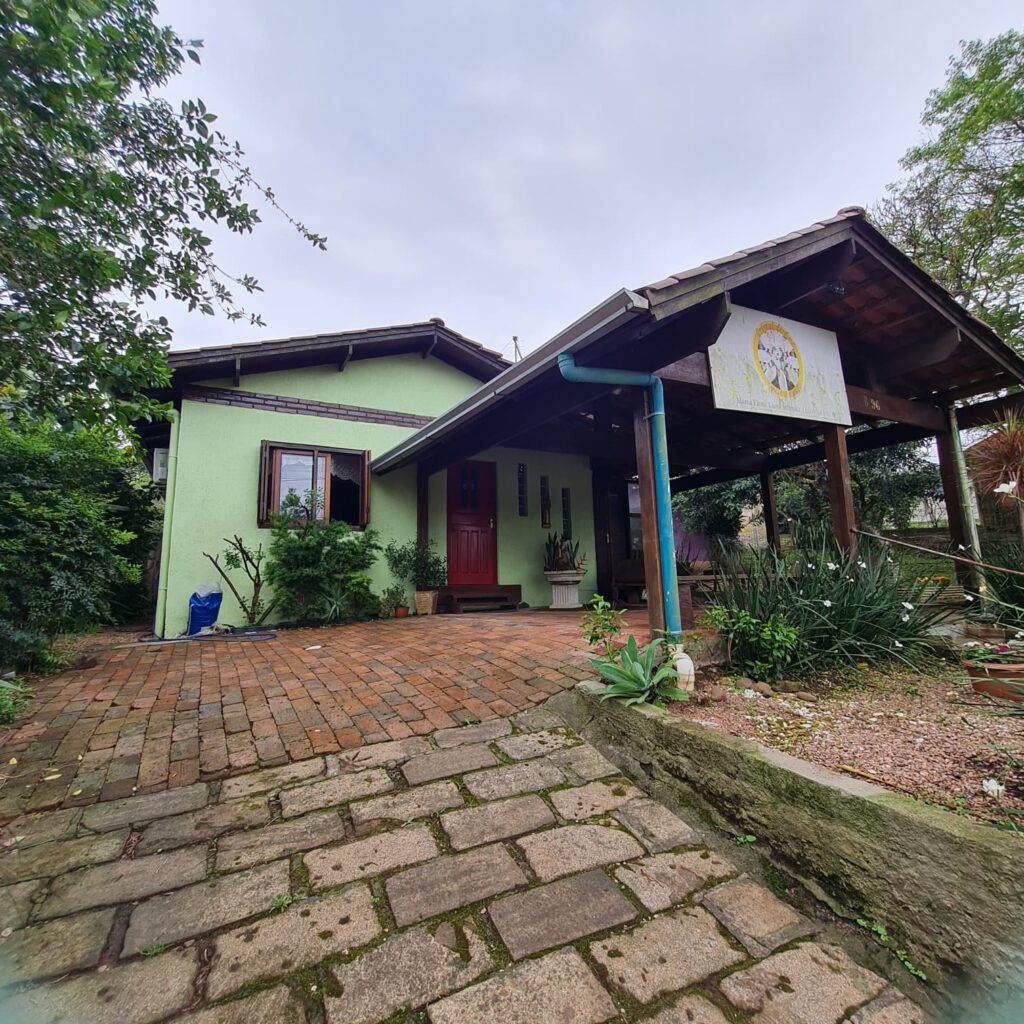 09639dd8-5da7-4aab-b09e-8fb2915d9ecd