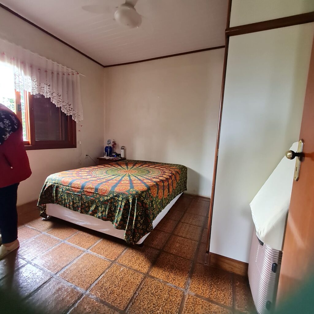 33664449-53c3-41a8-a95c-5bcb232c0a54