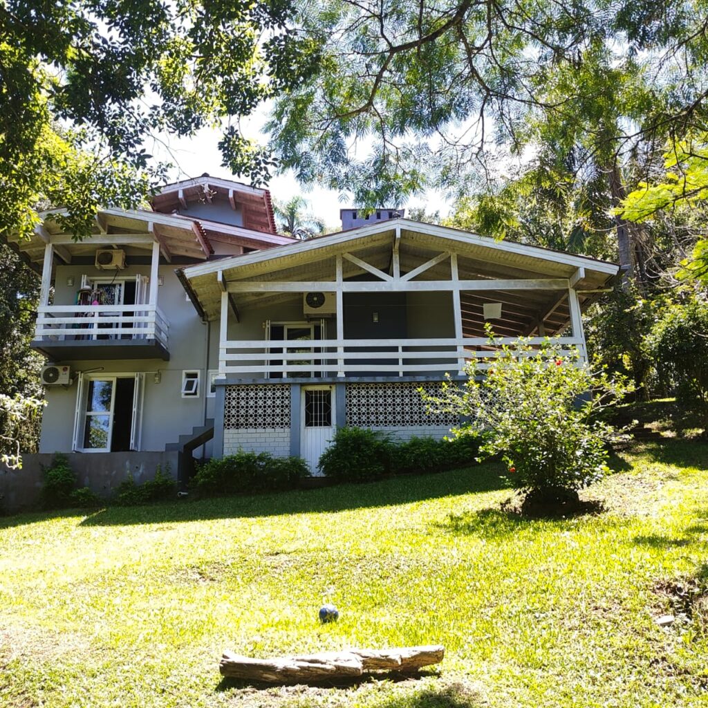 5ac2e8c3-c43f-4bc6-8c41-3e316a87c0f7