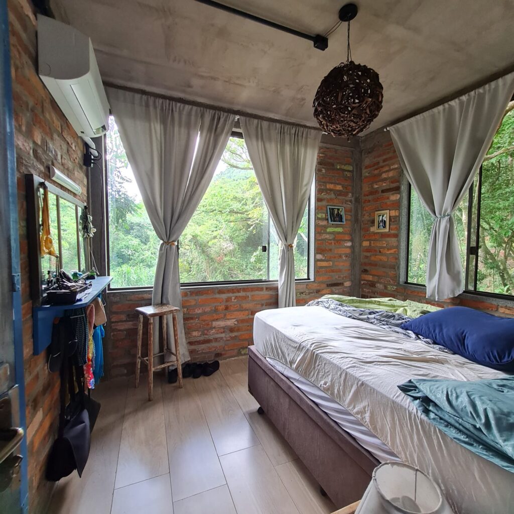 6365ea27-c359-46b5-99e3-5331439dcc1e