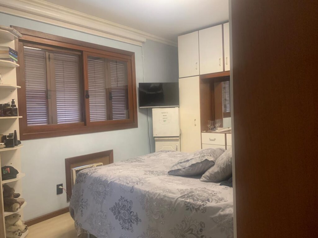 70670e5a-fa03-4d83-9986-5a39a71fc896