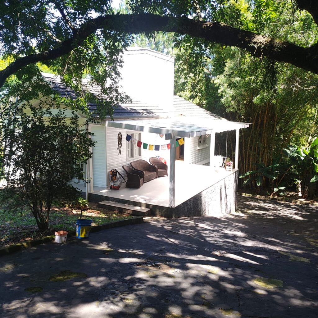 8d9b5985-23c1-4bb8-9a5e-34c6dcdbec4b