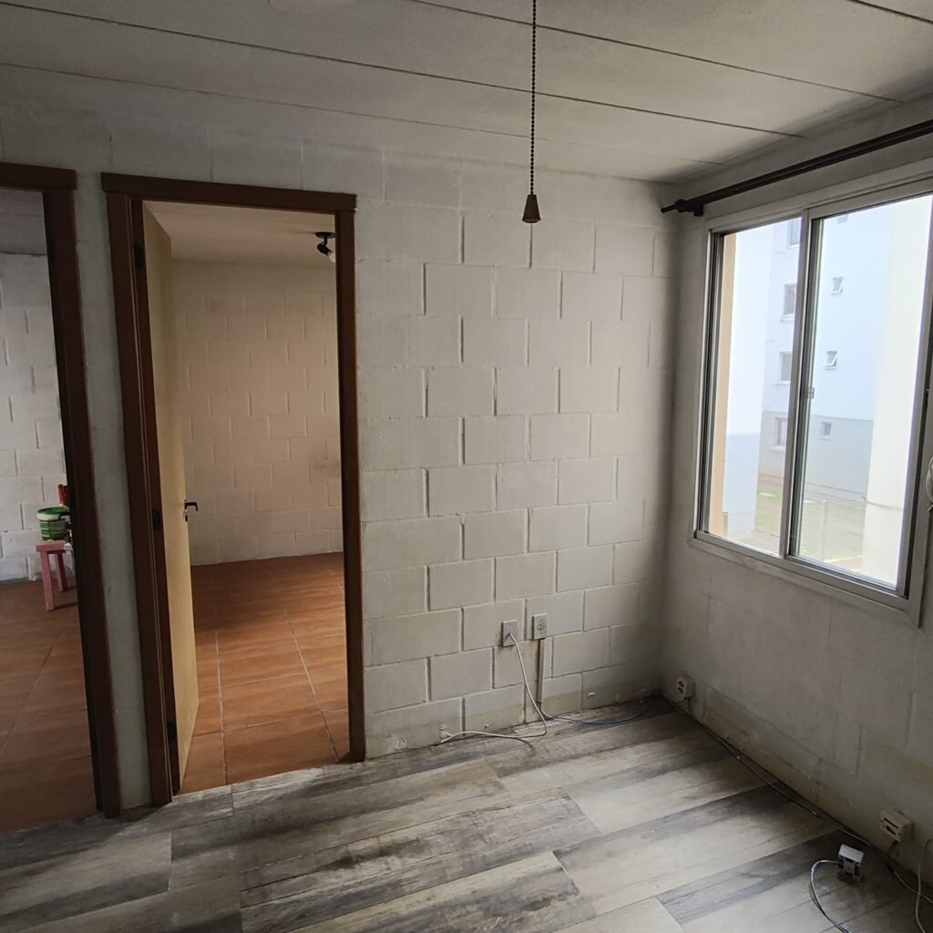 a0081e18-6d06-406d-842e-5793aa63f4f8