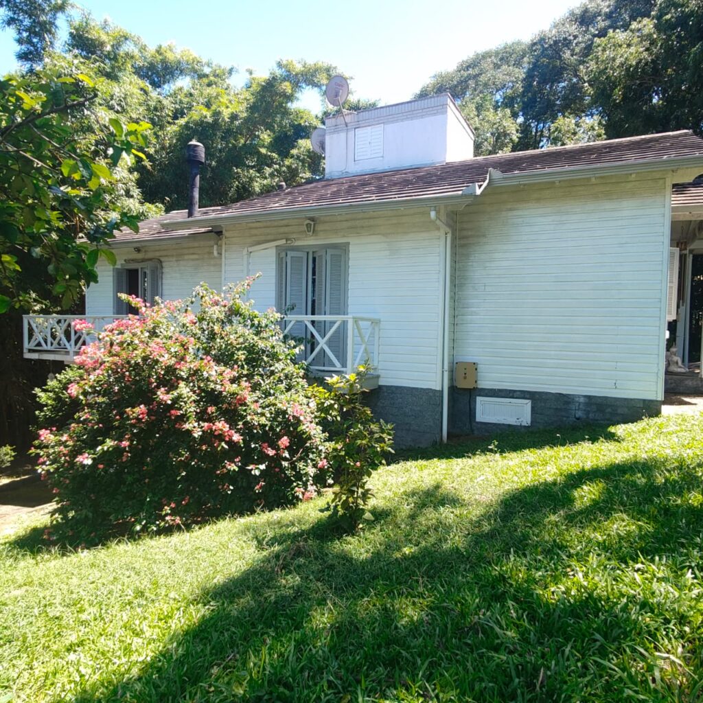 b024625f-f86c-43ae-9c4a-5e5e7f83b7ec