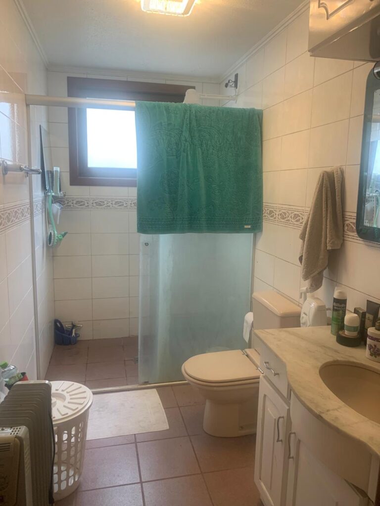 b28e14f5-7828-4984-859f-6d7cb63e6a67