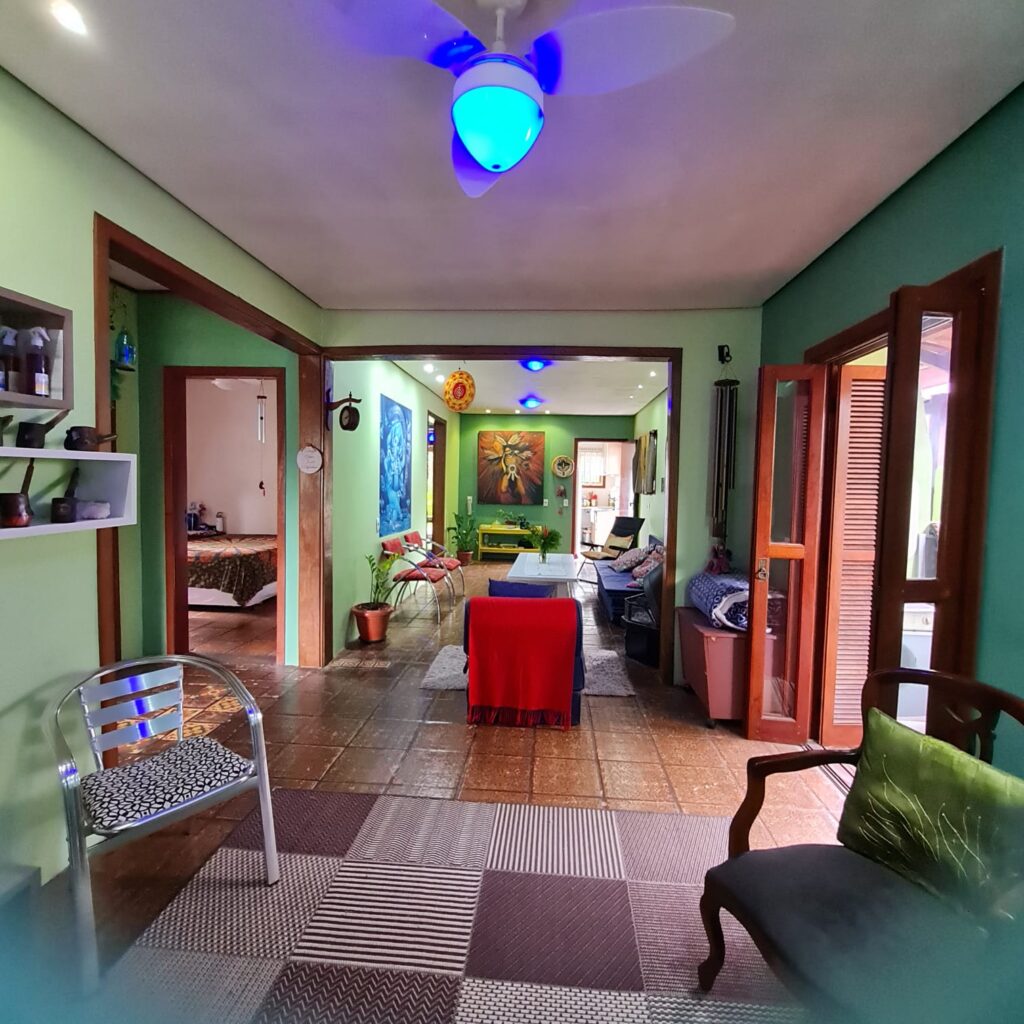 b6c505ee-ade4-48f2-ad5d-250bafb90887