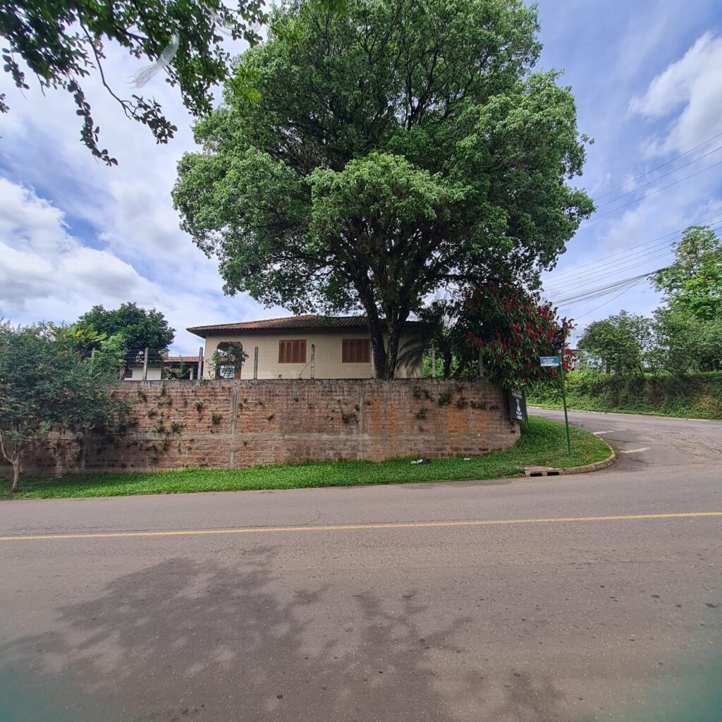 bfc904b7-1390-48e1-9f2a-d2dd43d888f1