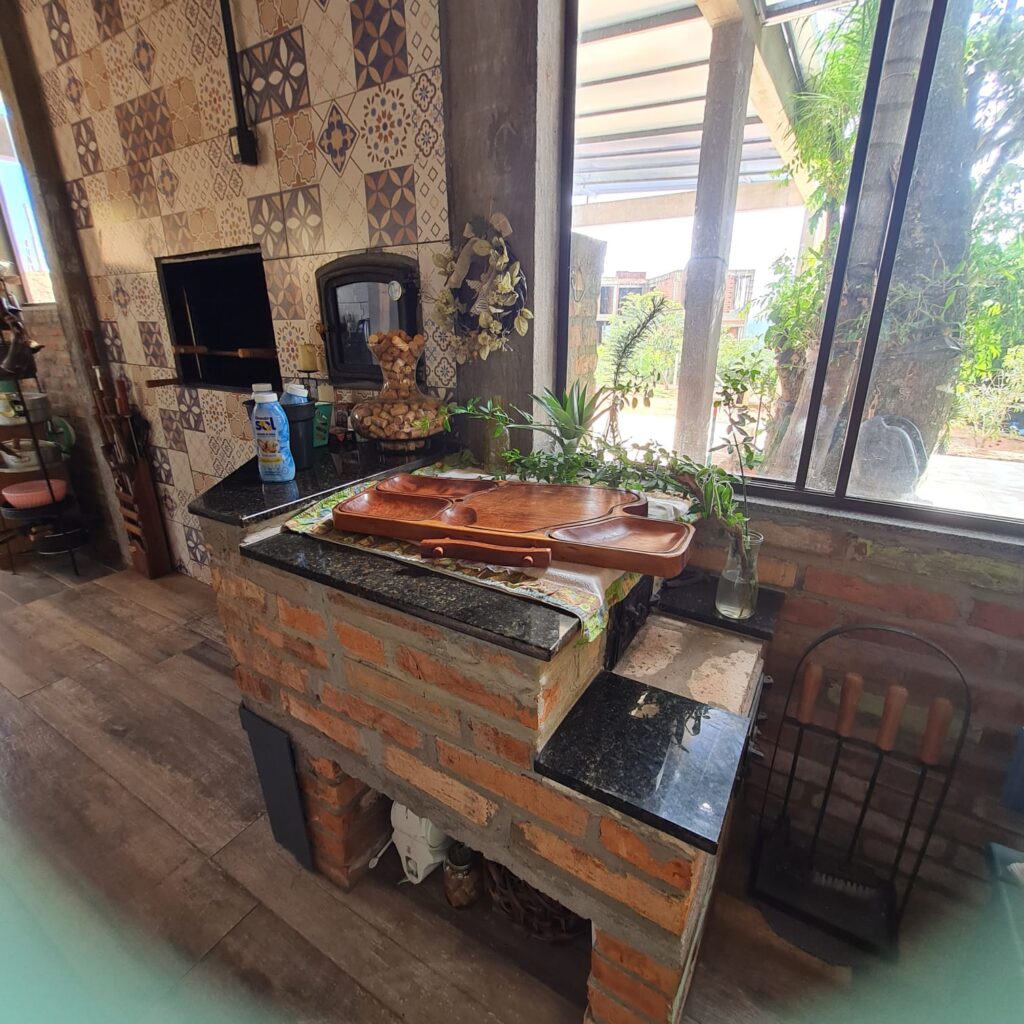 d646e08e-7507-4815-b58d-1f81d2c1a4b1