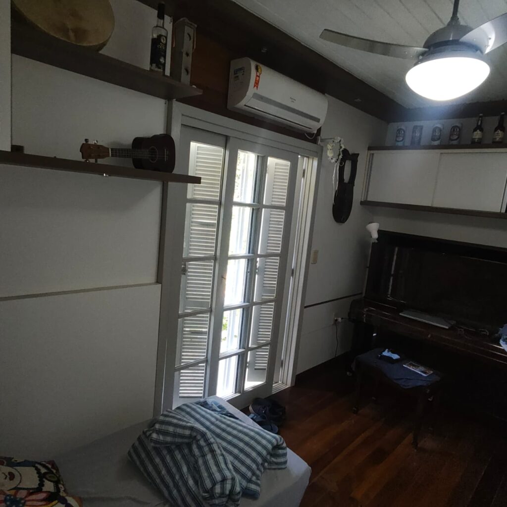 feac5ab1-87b9-4351-990c-1ee23261ed5e