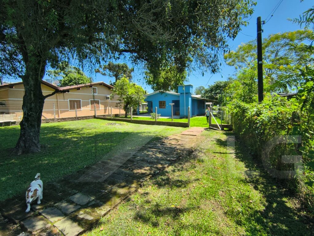 5233b7f8-f106-40bc-bf4f-4642e3fa1e90